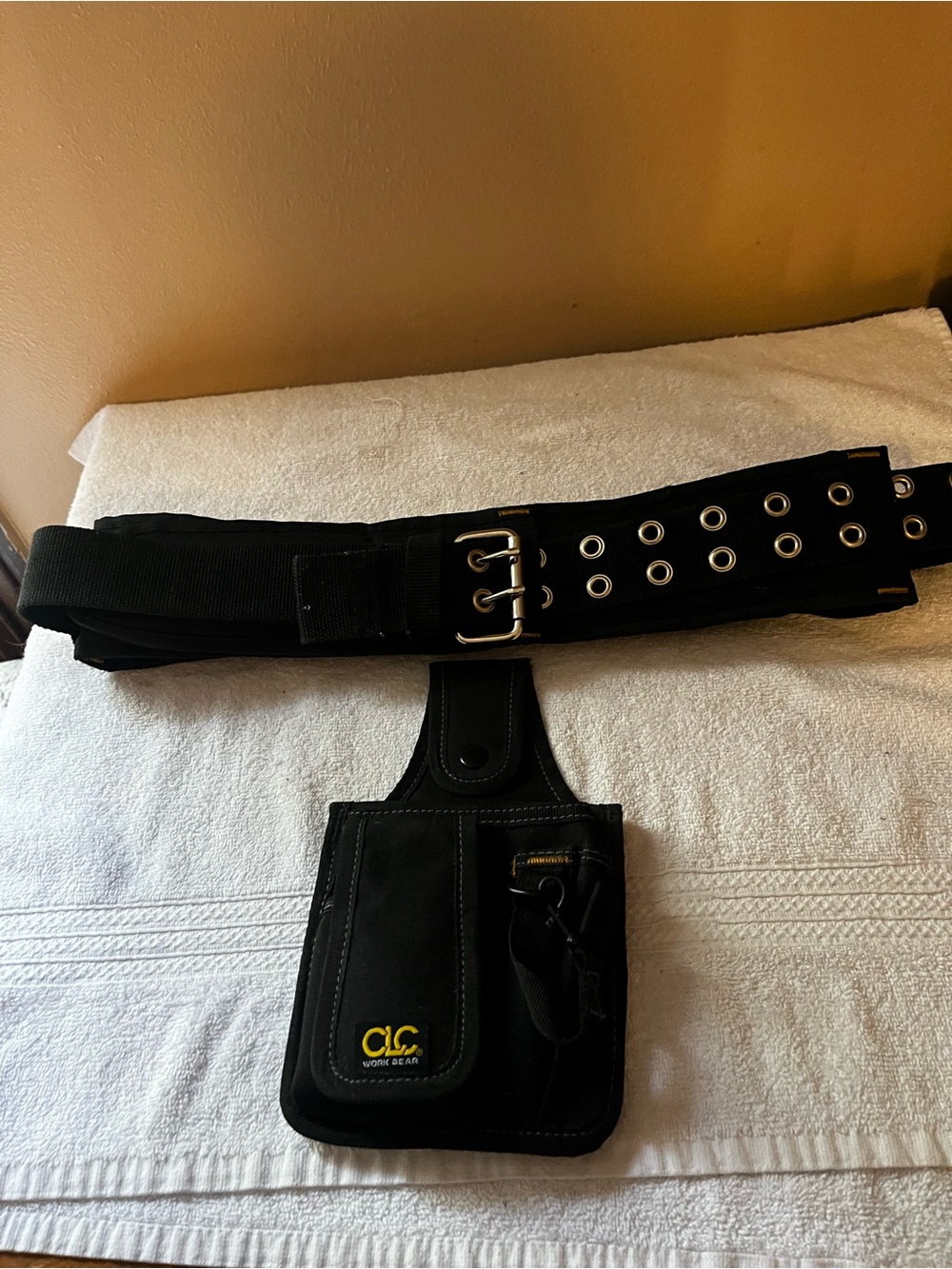 CLC 2 Pc Tool Belt & Pouch - Picture 2 of 8